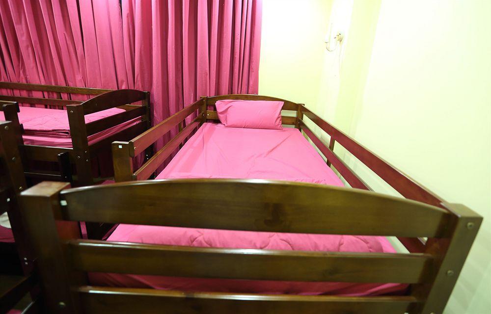 Wanderlust Saigon Hostel & Rooftop Bar Ho Si Minh-város Kültér fotó